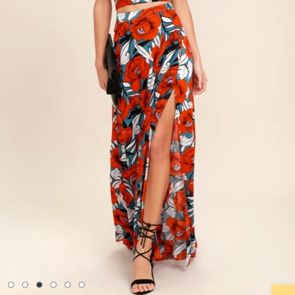 Back to Your Roots Red Floral Print Maxi Skirt MEDIUM side Slit